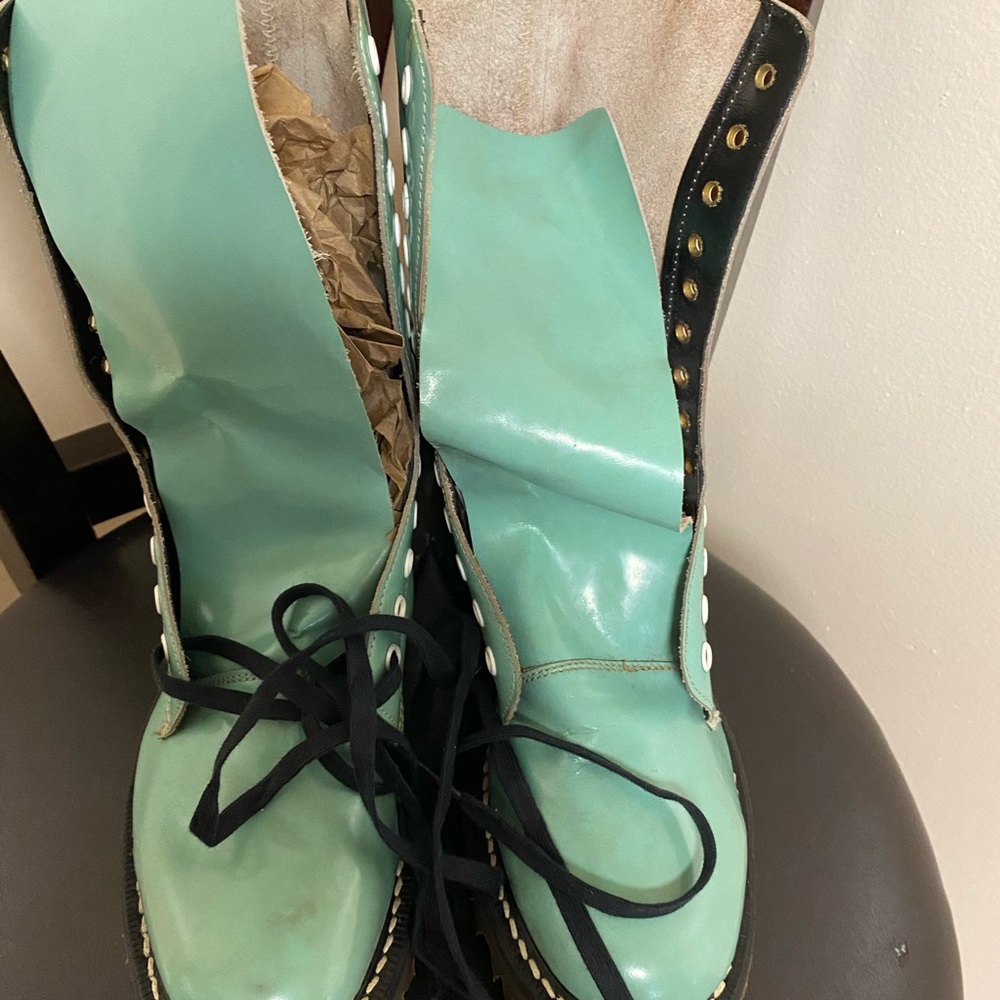 Derby Patent Leather